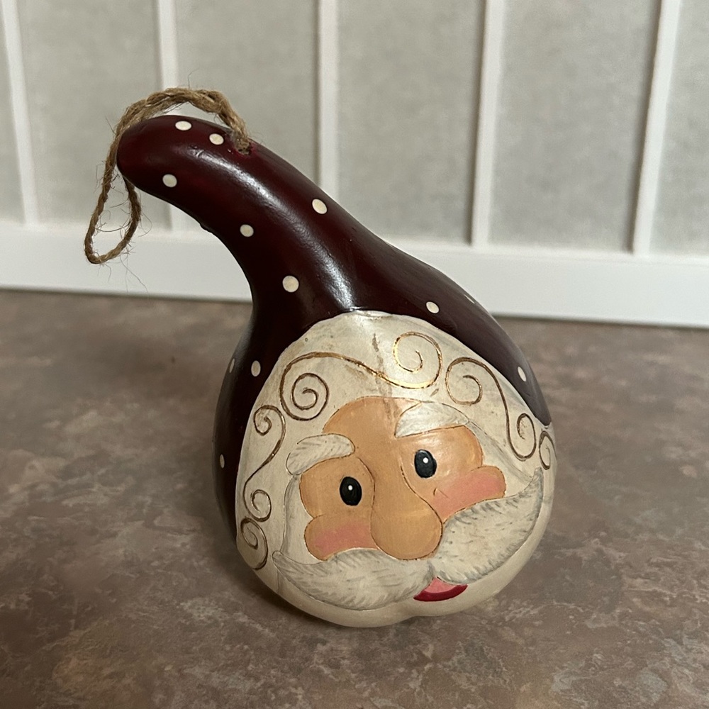 Santa Metal Bucket - Picture 8 of 10